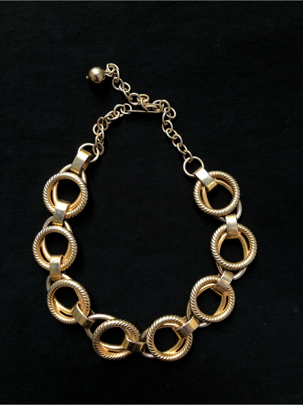 Vintage Gold Toned Choker Link Necklace 🌼